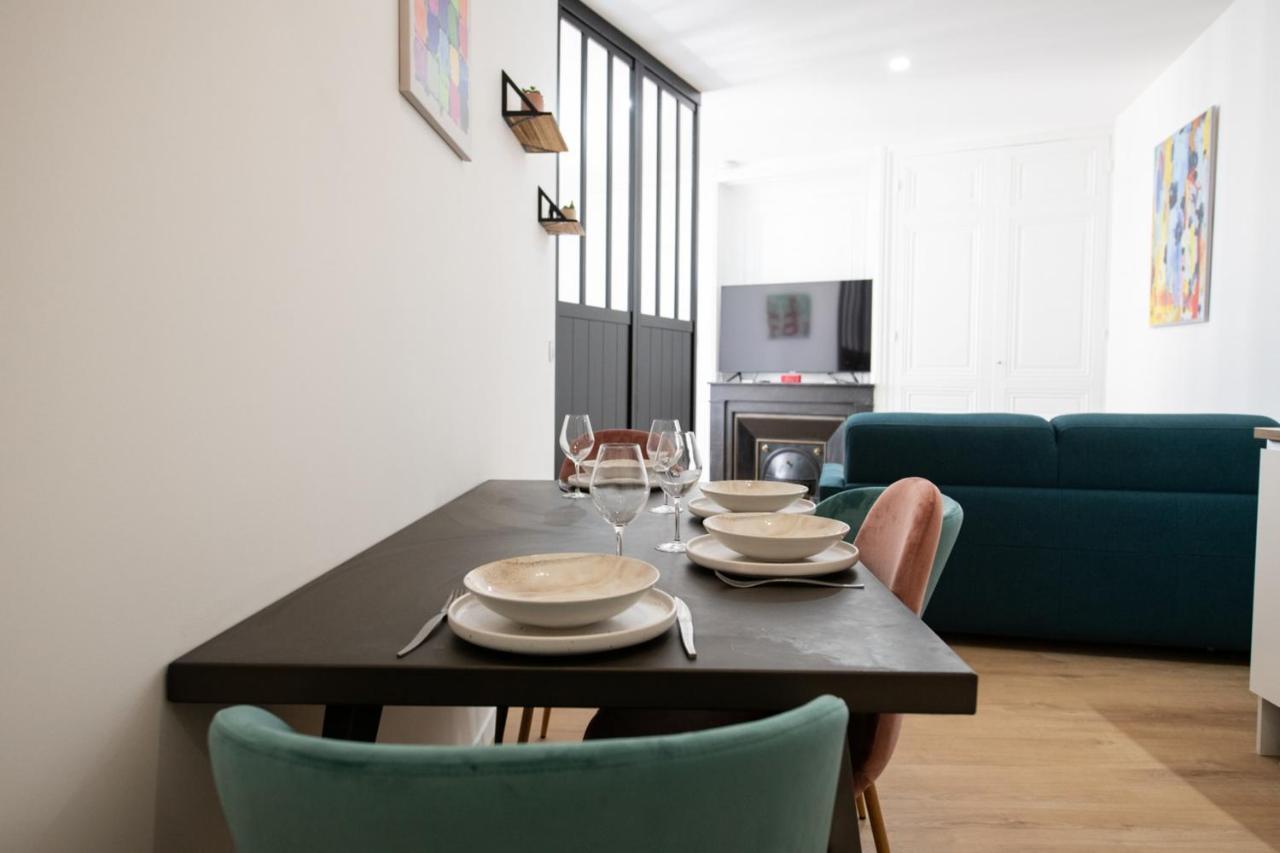 L'arty - Tres Joli Moderne Place Valmy Lyon